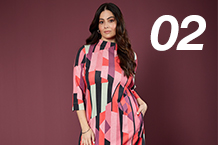 Frau im Kleid
